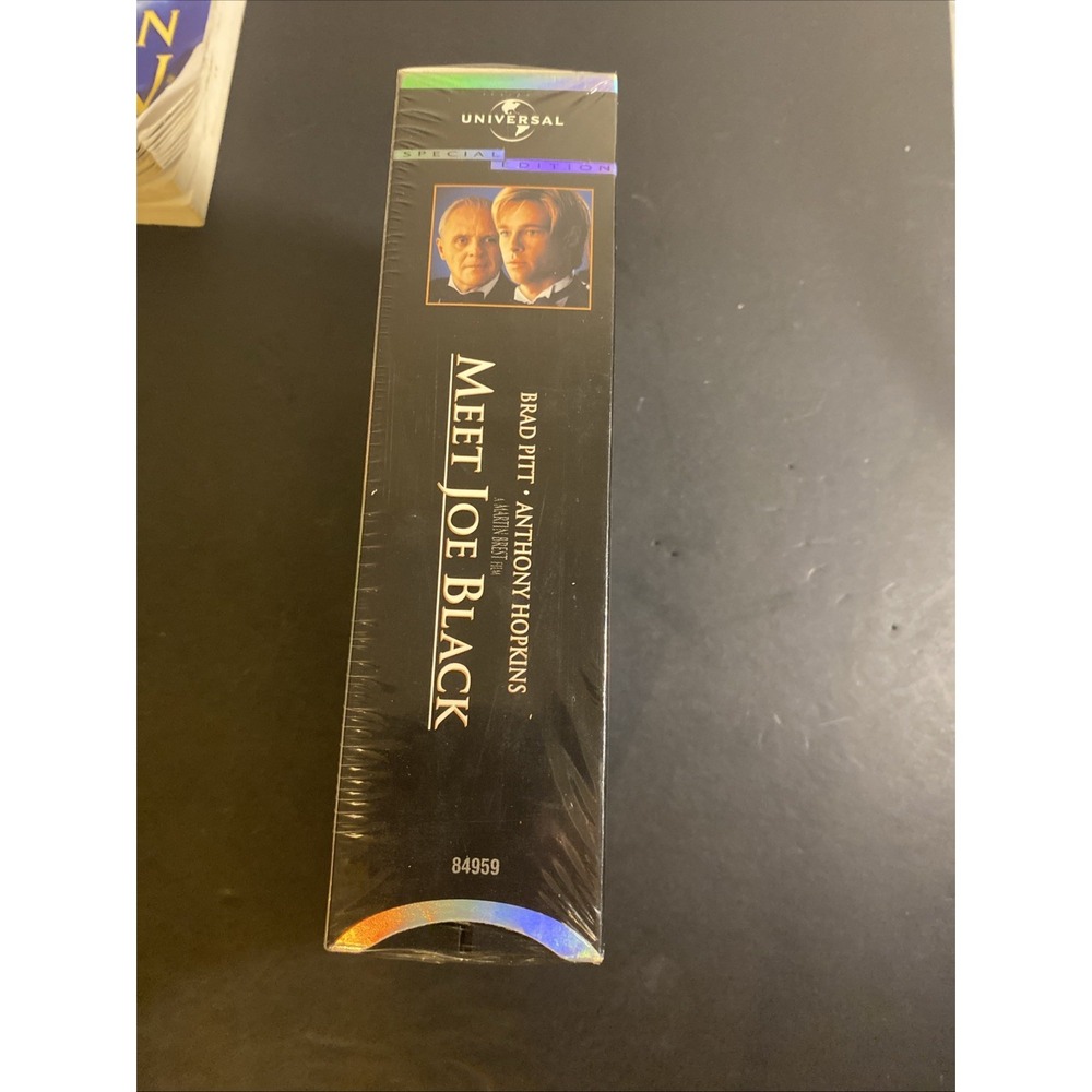 Meet Joe Black VHS 1999 Brad Pitt 2 Tape Set Factory Sealed - Picture 2 of 4